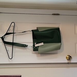 BUCKET Purse - Green